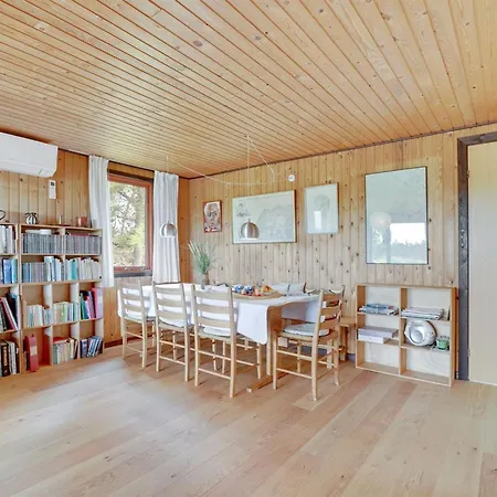 Atreju - 2km From The Sea By Interhome